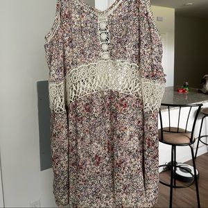 Lady’s Spaghetti strap shirt